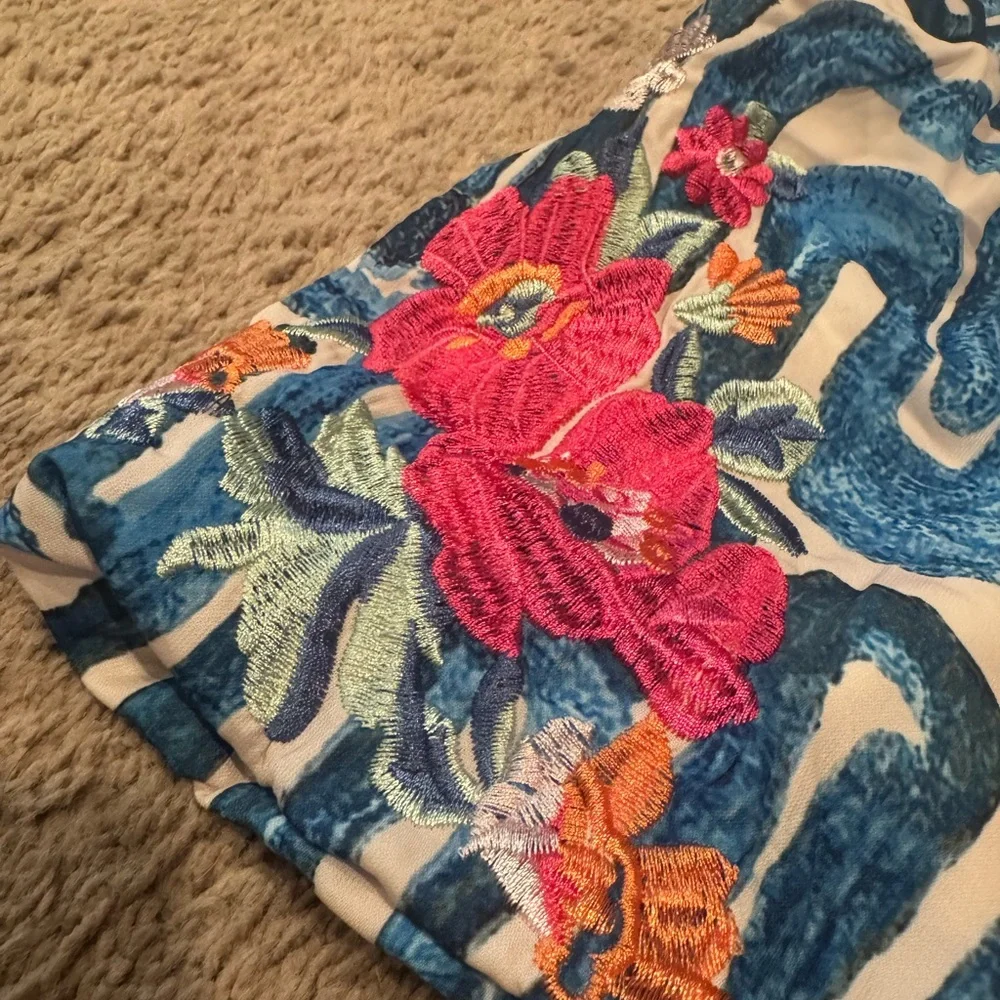 Ruffled Neck Blue Patterned Short Sleeve Blouse - Picture 8 of 9